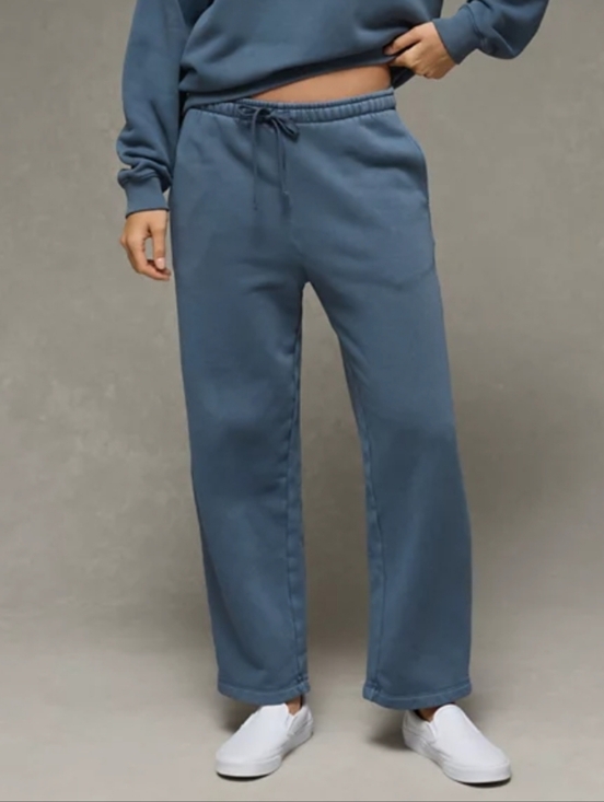 American Eagle Outfitters Pants - AE Everyday Luxe Barrel Sweatpant - Blue